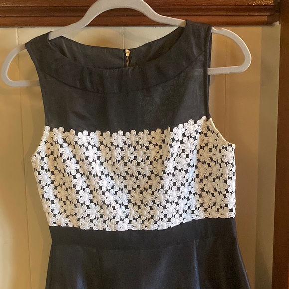 Dress (perfect for wedding guest) - Picture 3 of 6